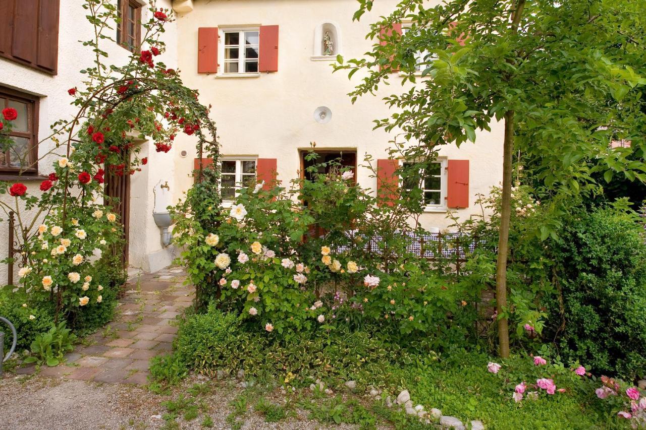 Haus Probst Am See Bed & Breakfast โชนดอร์ฟ อัม อัมแมร์ซี ภายนอก รูปภาพ