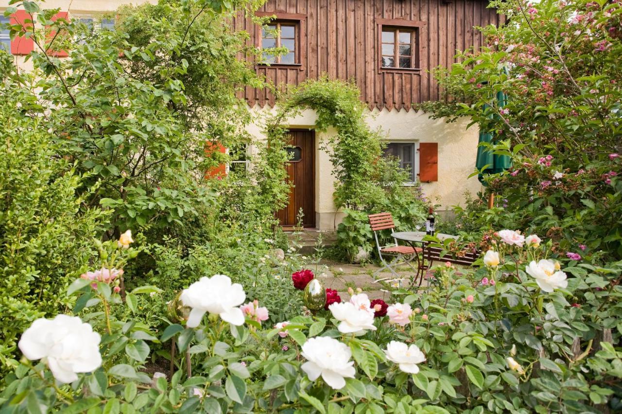 Haus Probst Am See Bed & Breakfast โชนดอร์ฟ อัม อัมแมร์ซี ภายนอก รูปภาพ