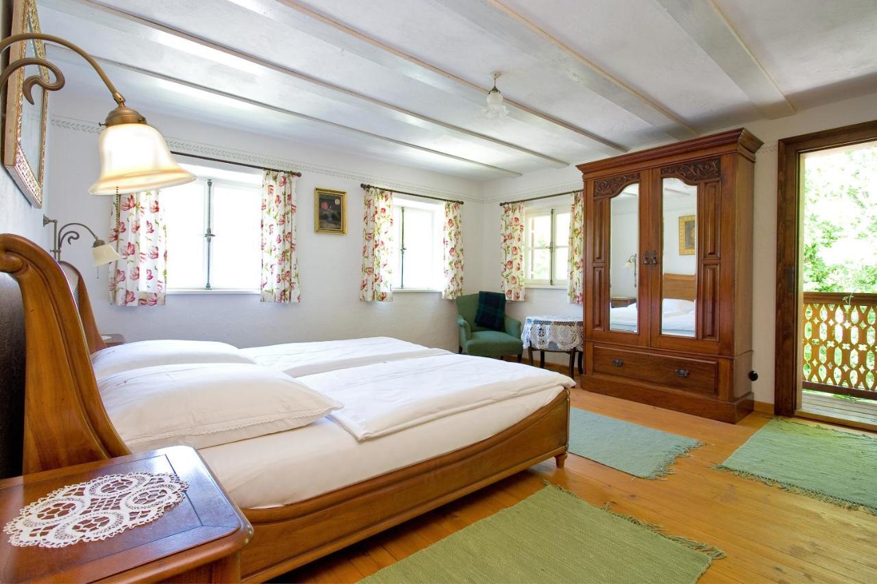 Haus Probst Am See Bed & Breakfast โชนดอร์ฟ อัม อัมแมร์ซี ภายนอก รูปภาพ